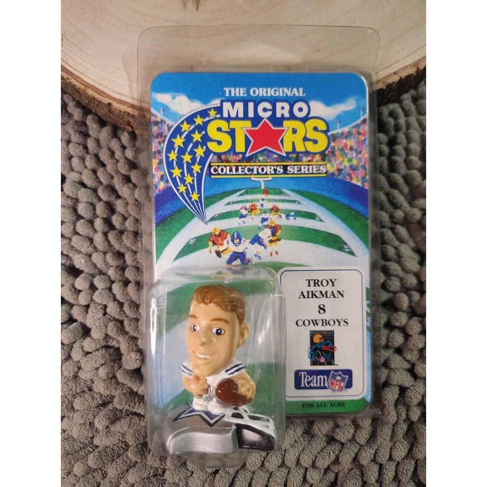 TROY AIKMAN MICRO STARS 1994 NFL DALLAS COWBOYS QB FIGURE 2in TALL Vtg Champ